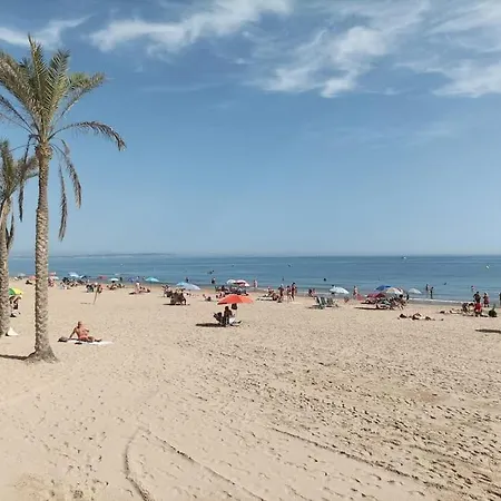 50meters 2 Bedrooms L Ug Parking L Ac L Wifi Apartment